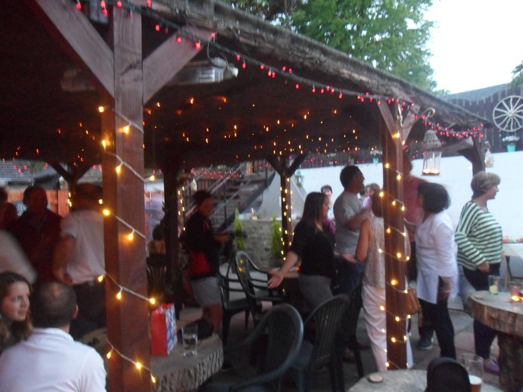 The Buck Inn, Malham Ngoại thất bức ảnh