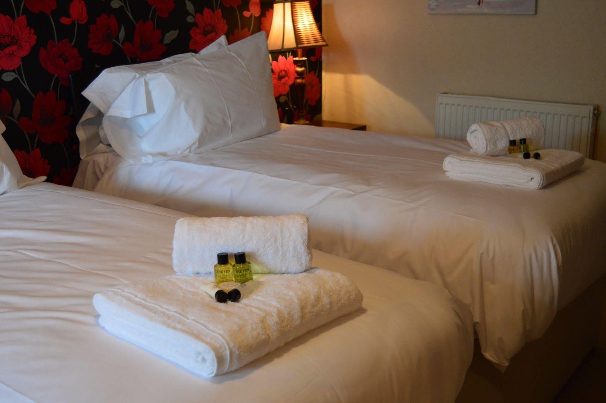 The Buck Inn, Malham Ngoại thất bức ảnh
